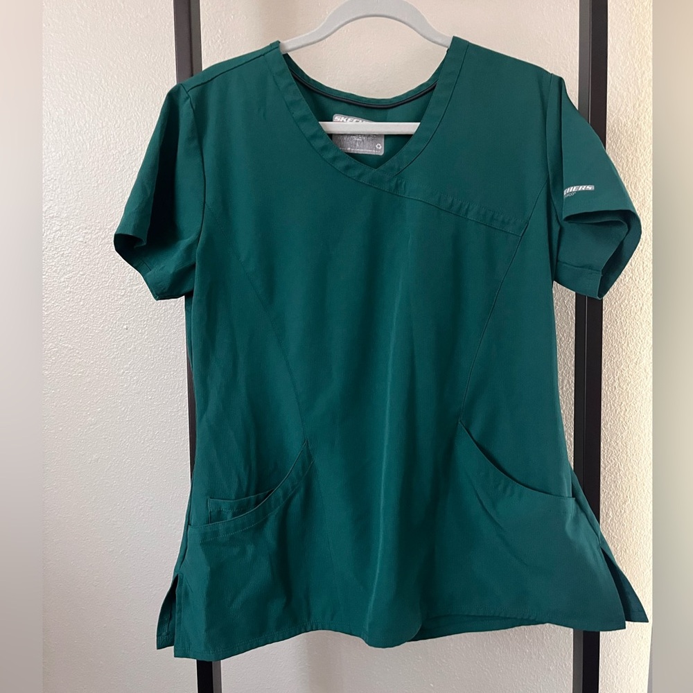 Skechers Women's V-Neck Scrub Top in Teal Green